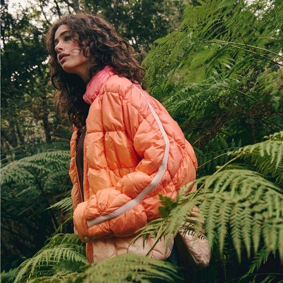 Free People Scrunchy Glossy Pippa Packable Puffer Jacket - Picture 4 of 9